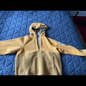 Outdoor Voices women’s fleece